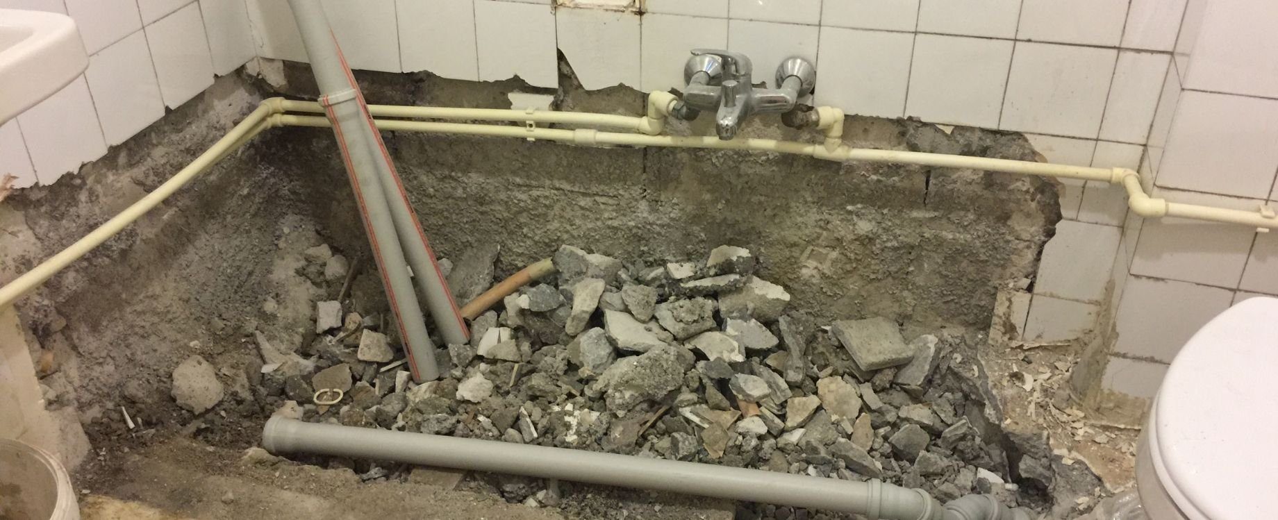bathroom fitter near me NW3 4BN